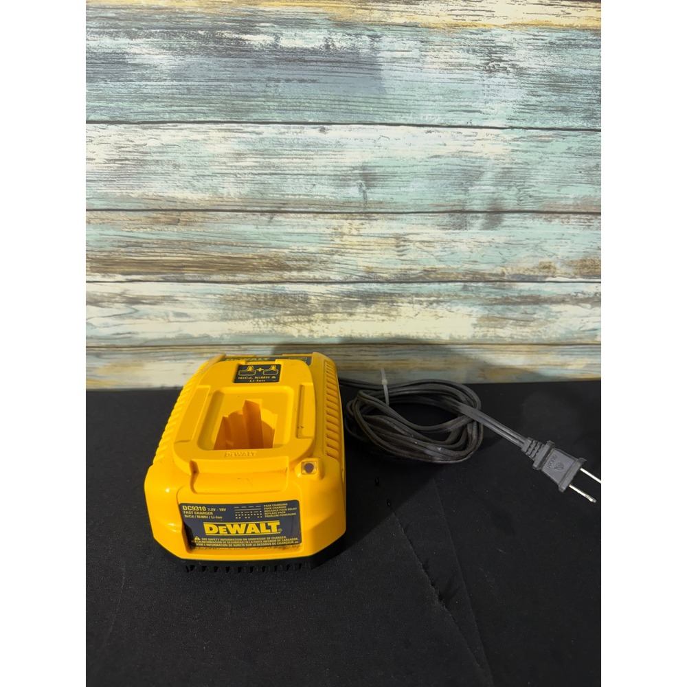 DeWalt DC9310 Battery Charger 7.2V-18V Yellow Good NiCd NiMH Li-Ion Fast Charger